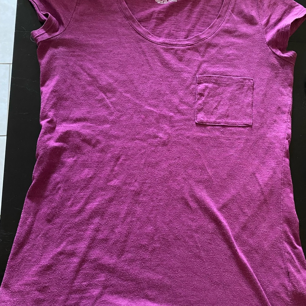 Ecko Unlimited Women's Magenta Short Sleeve Tee